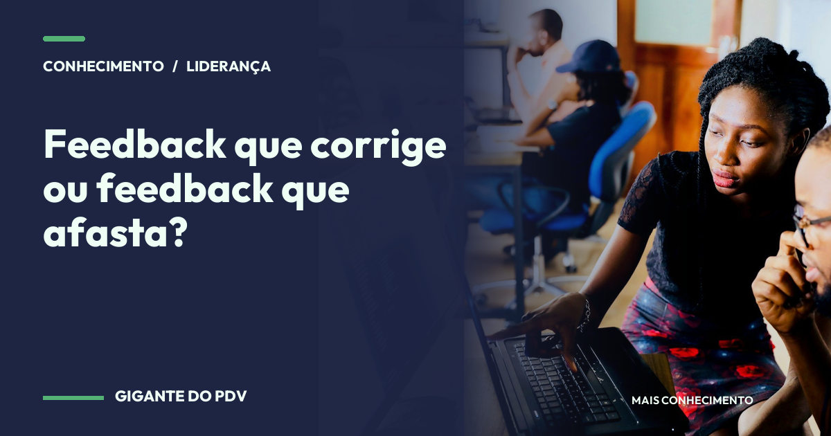 Imagem editorial contextual: Feedback que corrige ou feedback que afasta?